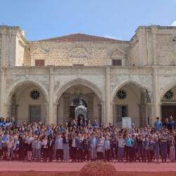 Med High Private English School